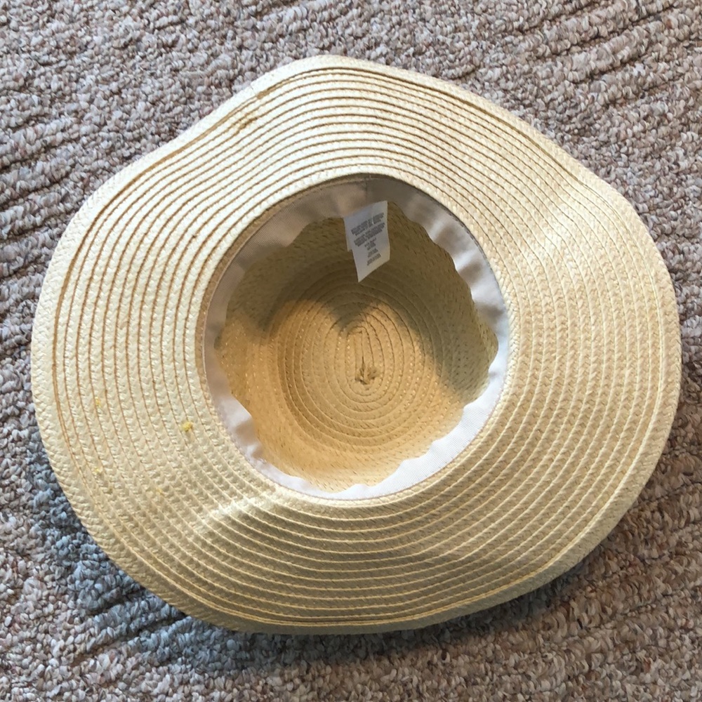 Girls hat - Picture 6 of 6